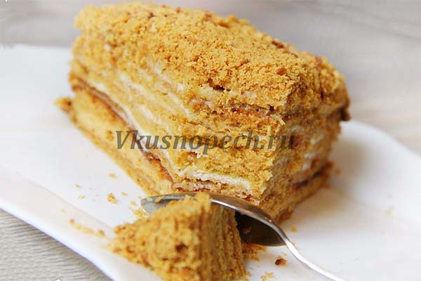 медовый торт со сметанным кремом