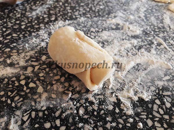 рулетик из теста