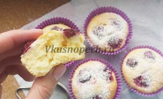 творожные кексы с ягодами