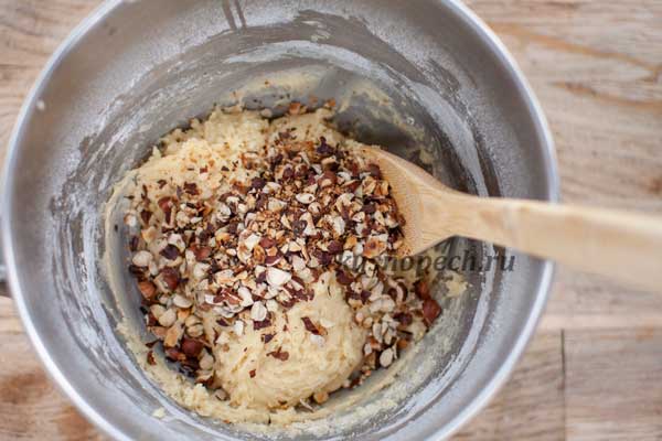 ореховый кекс: тесто
