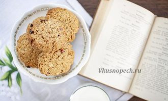овсяное печенье с изюмом